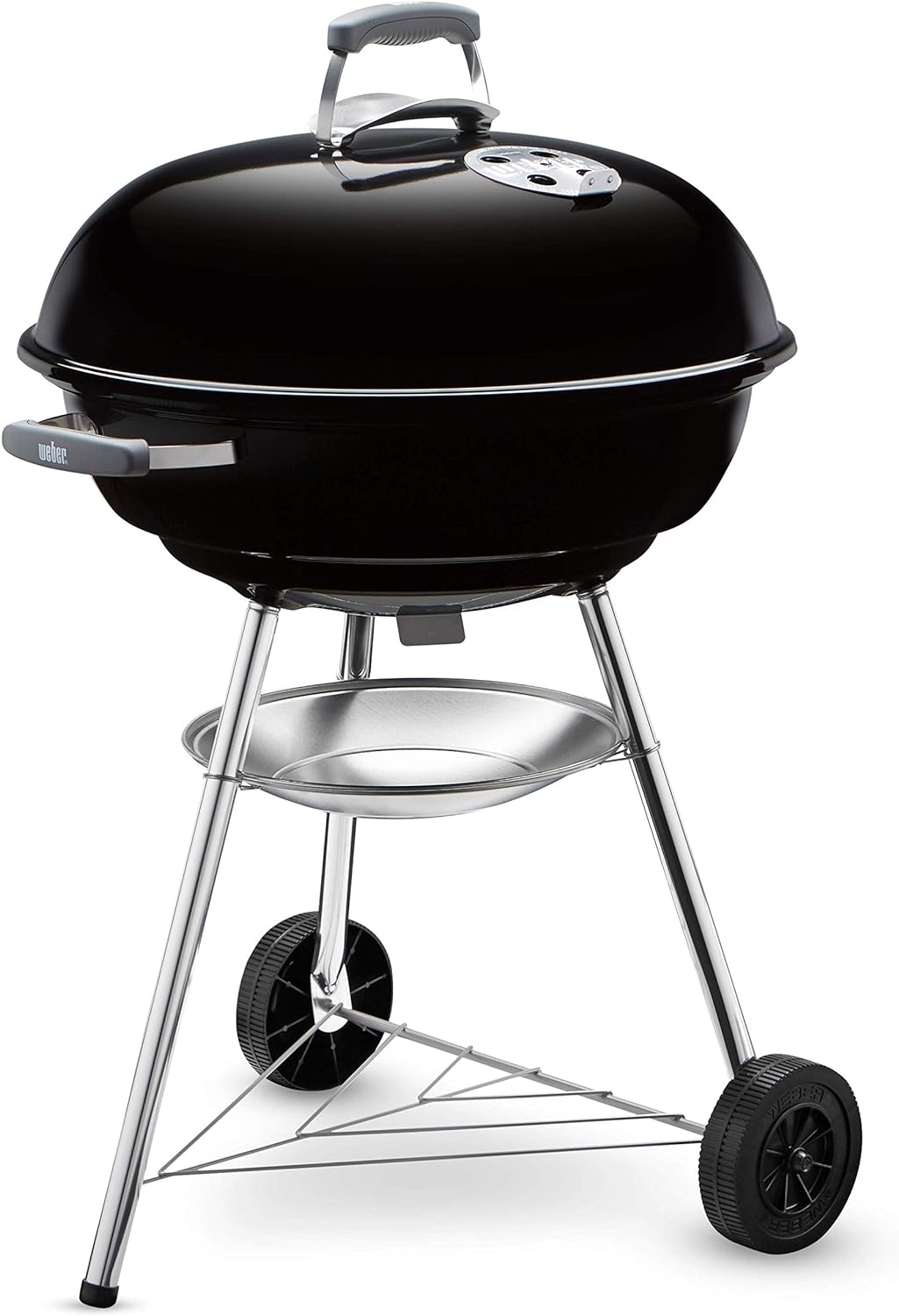 Barbecue con griglia e coperchio nero